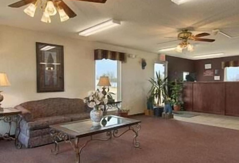 فندق على الطريق Super 8 By Wyndham Whiteville