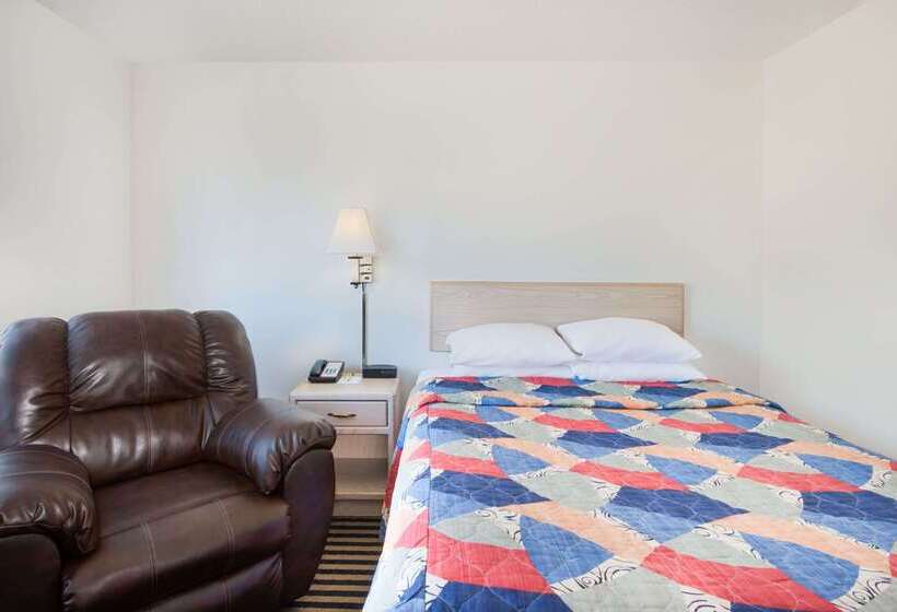 모텔 Super 8 By Wyndham Humboldt