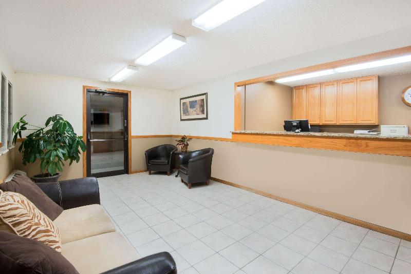 모텔 Super 8 By Wyndham Humboldt