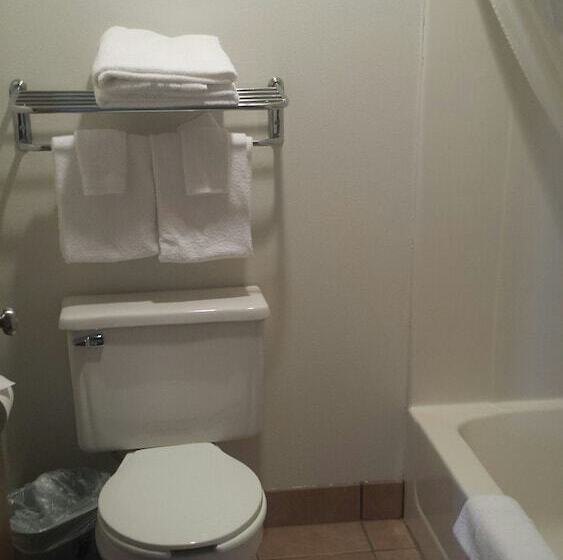 모텔 Super 8 By Wyndham Humboldt