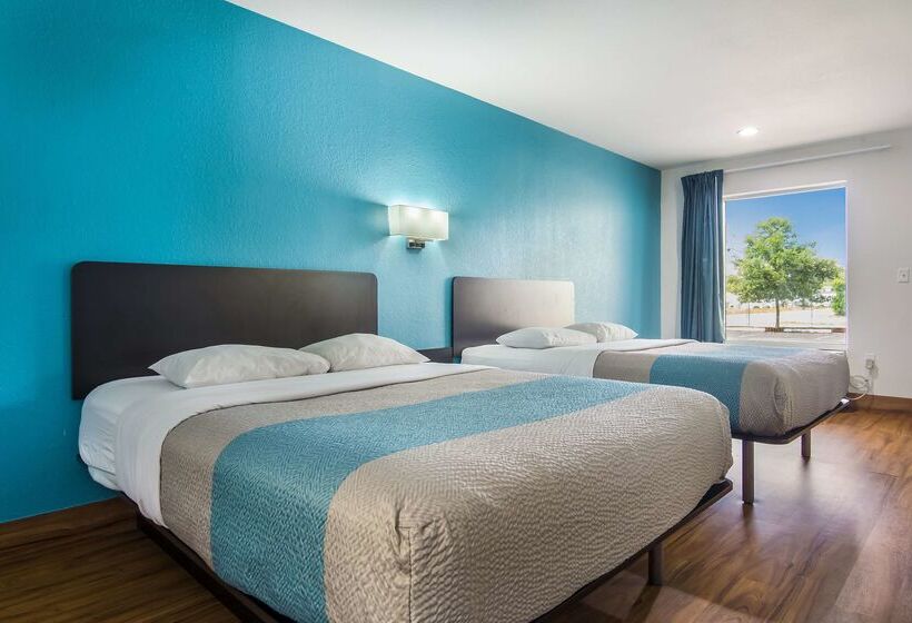 Motel 6 Pensacola, Fl   Nas