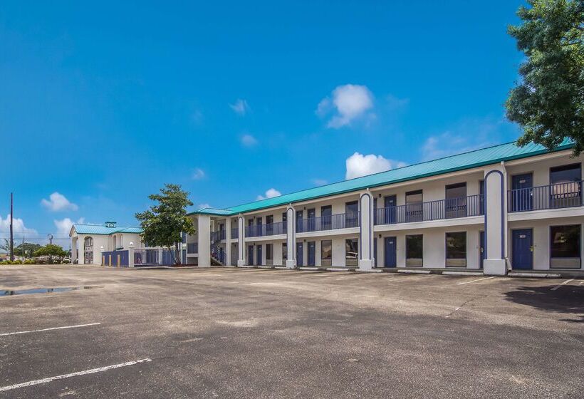 Motel 6 Pensacola, Fl   Nas