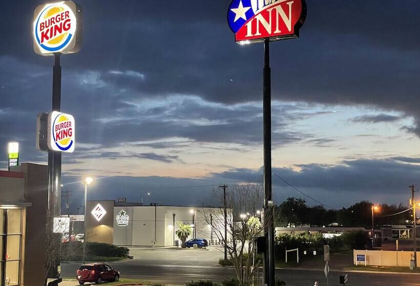 汽车旅馆 Texas Inn La Feria