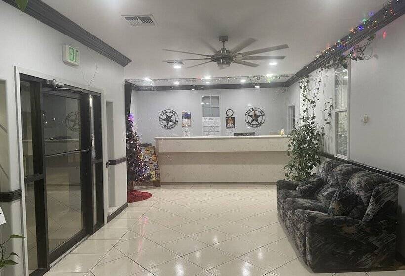 汽车旅馆 Texas Inn La Feria