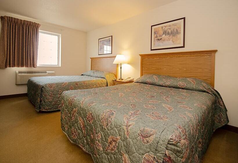 모텔 Urbana Inn & Suites