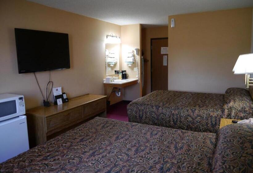 فندق على الطريق Westwood Inn & Suites   Kimball