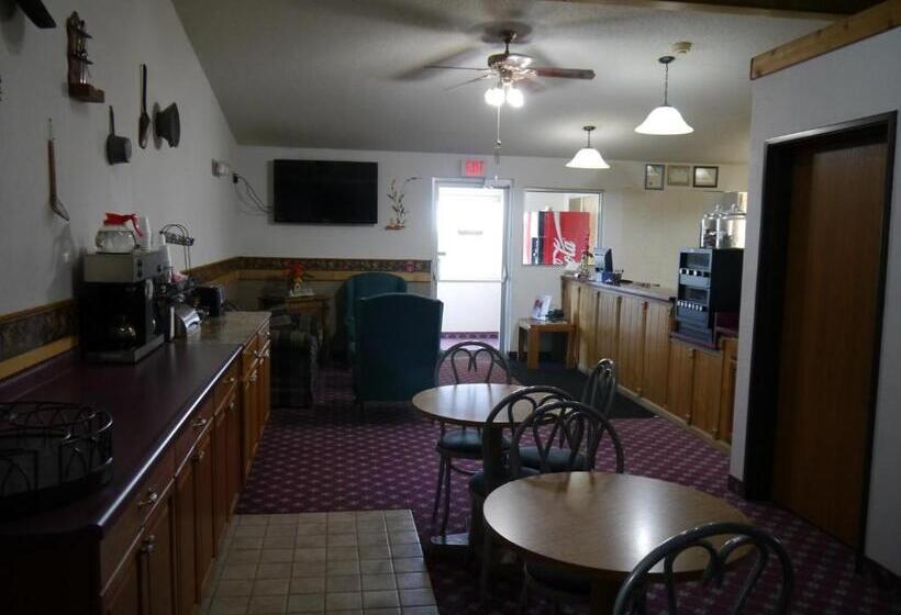 فندق على الطريق Westwood Inn & Suites   Kimball