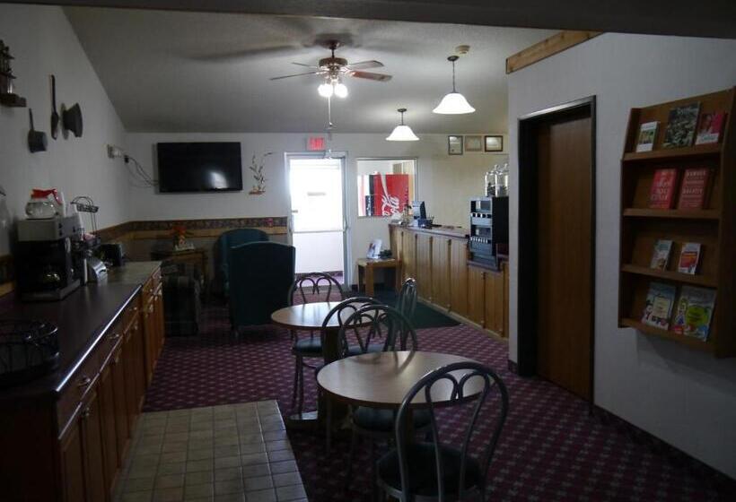 فندق على الطريق Westwood Inn & Suites   Kimball