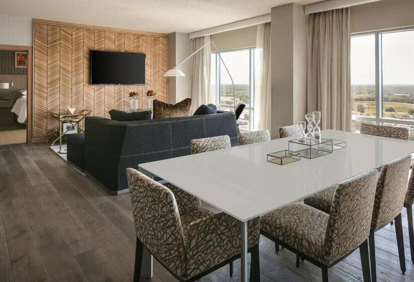 Sheraton Overland Park Hotel At The Convention Center