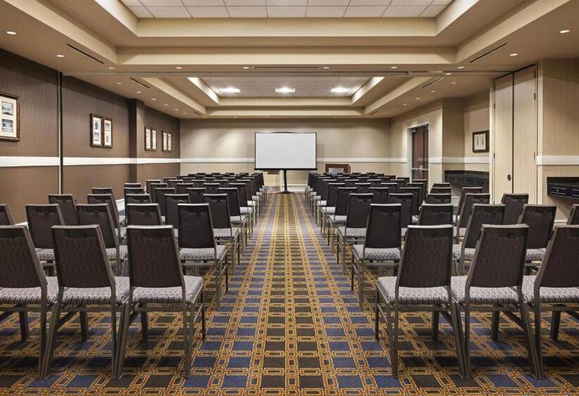 Sheraton Overland Park Hotel At The Convention Center