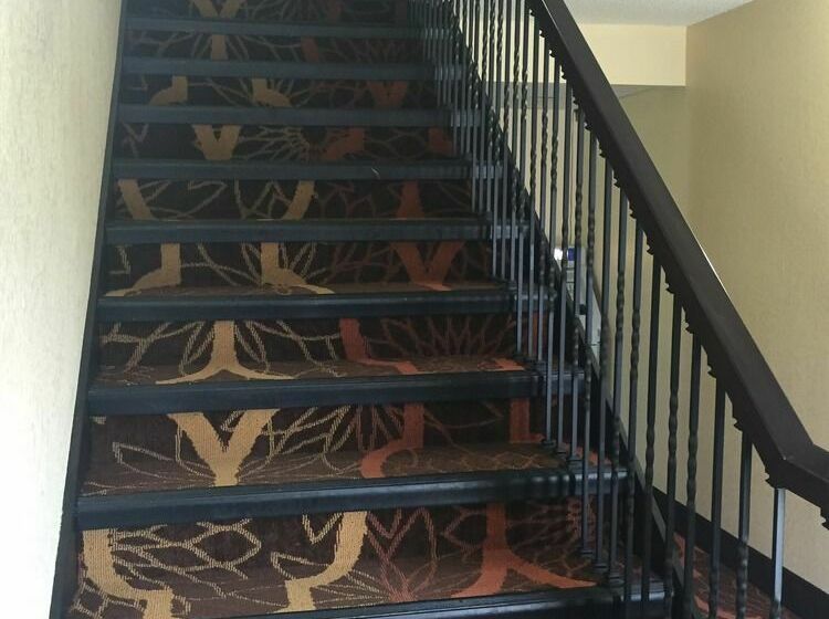 Мотель Super 8 By Wyndham Grand Forks