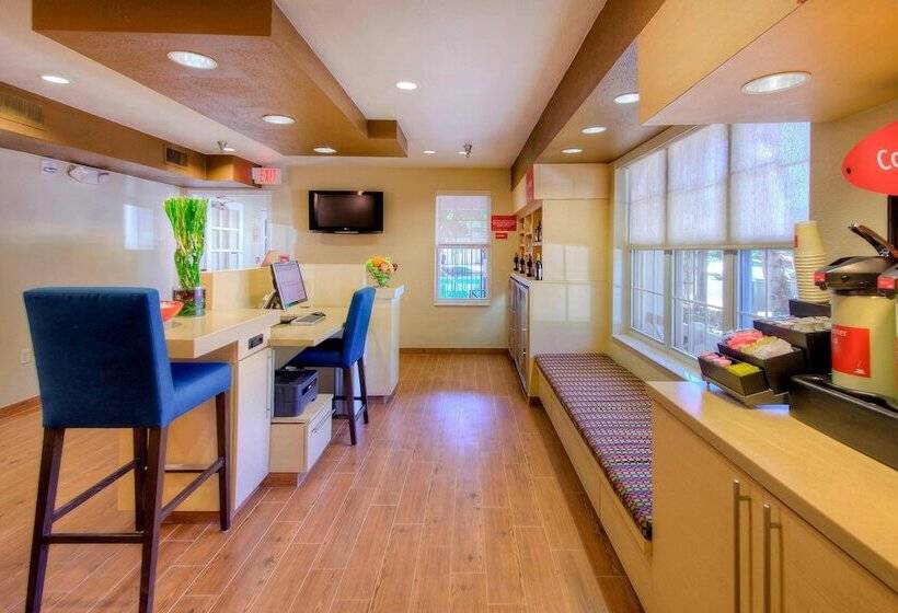 Towneplace Suites Raleigh Cary/weston Parkway