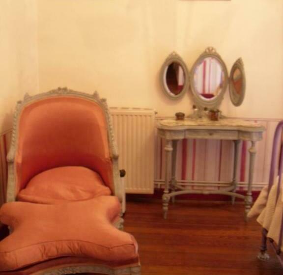 Bed and Breakfast Abbaye De Villelongue