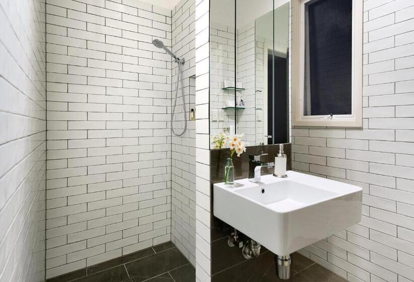 مبيت وإفطار Al Ru Farm