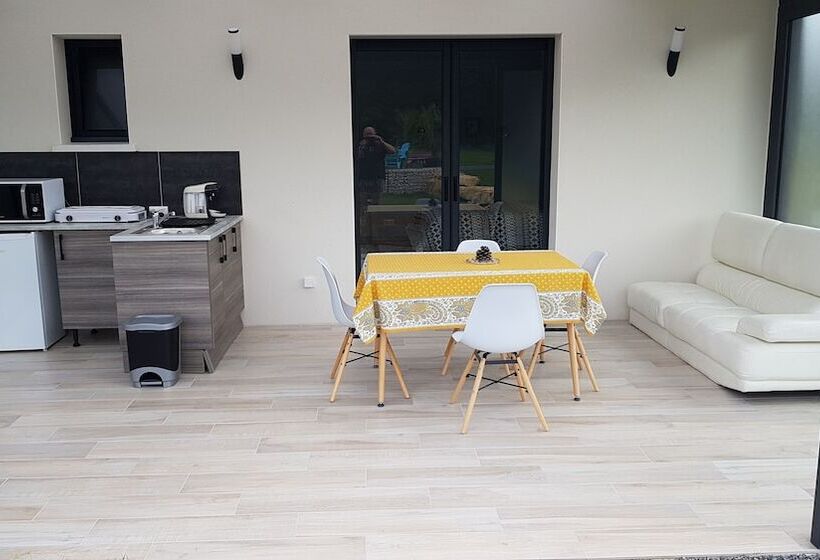 住宿加早餐  Alolival