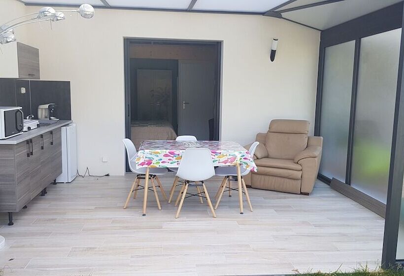 住宿加早餐  Alolival