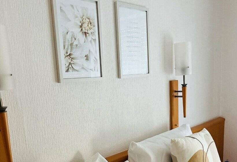 민박 Am Landhaus   Gästezimmer