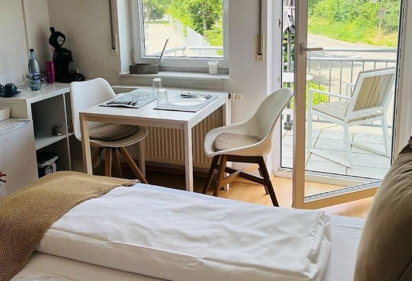 민박 Am Landhaus   Gästezimmer