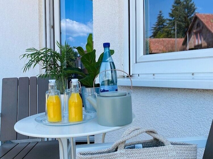 민박 Am Landhaus   Gästezimmer