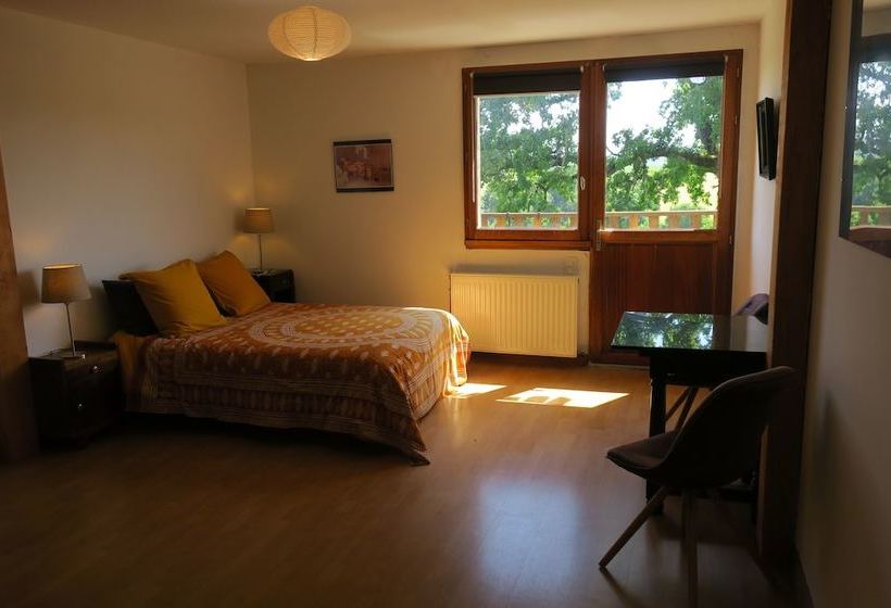 Bed and Breakfast Au Manot