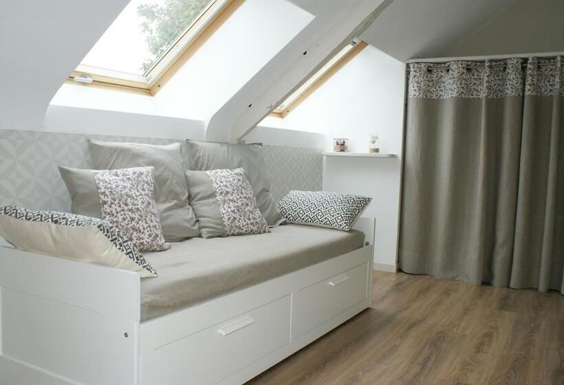 Bed and Breakfast Aux Agapanthes