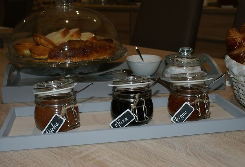 Bed and Breakfast Aux Agapanthes