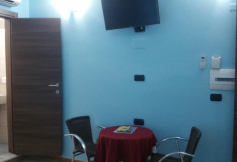 مبيت وإفطار Bar Centrale Zichella