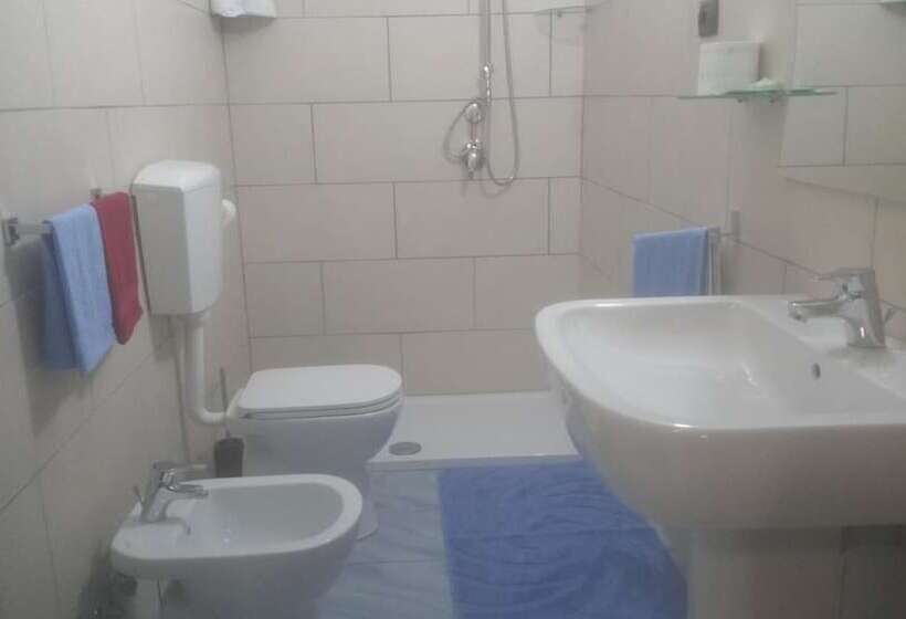 Bed and Breakfast Bar Centrale Zichella