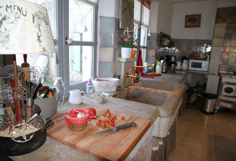 مبيت وإفطار Chambre D Hotes Au Bon Gré D Hugoline