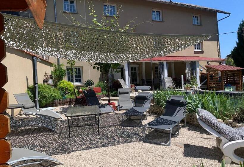 ベッドアンドブレックファースト Chambres D Hôtes Les Vergers De Louise