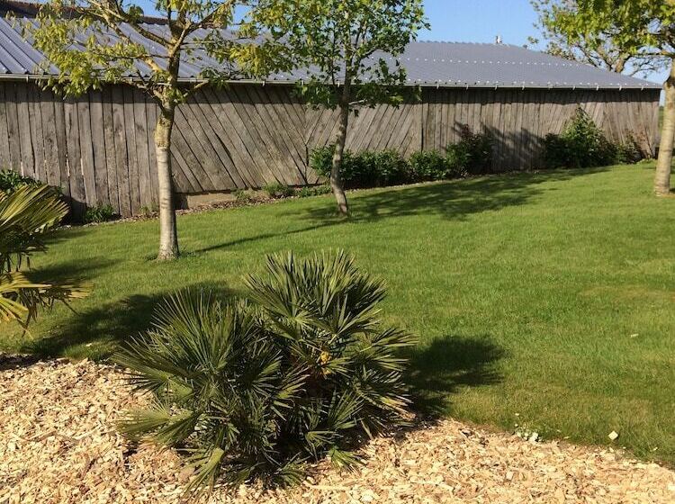 مبيت وإفطار Chambres D Hôtes Saint Maleu Dinan