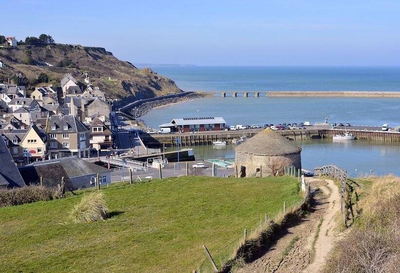 مبيت وإفطار Château De Bernesq