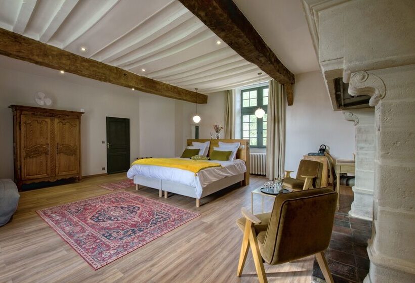 مبيت وإفطار Château De Bernesq