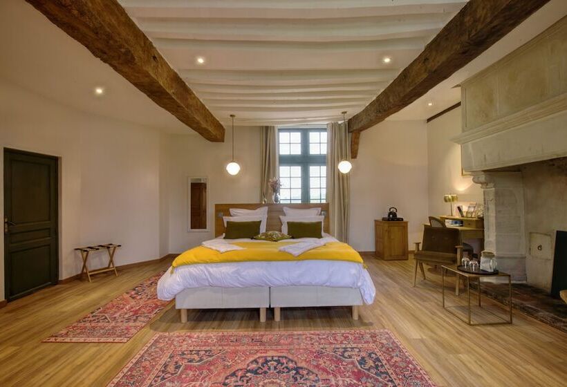 مبيت وإفطار Château De Bernesq