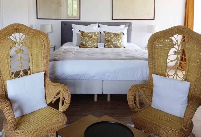 مبيت وإفطار Château De Bernesq