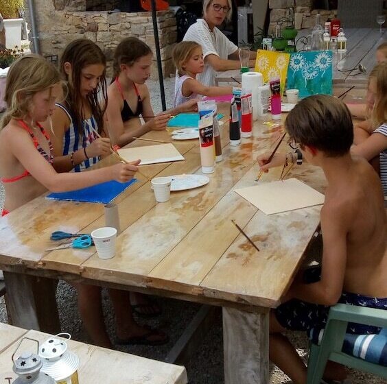 Bed and Breakfast Domaine De La Velle