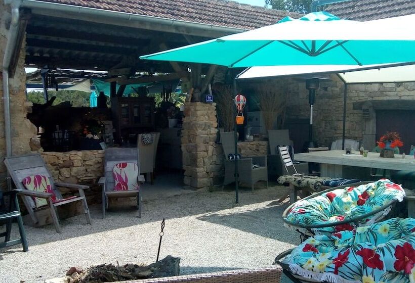 Bed and Breakfast Domaine De La Velle