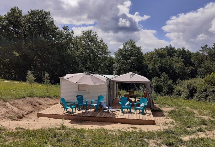 Bed and Breakfast Domaine De La Velle