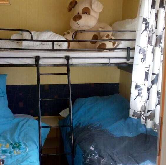 Bed and Breakfast Domaine De La Velle