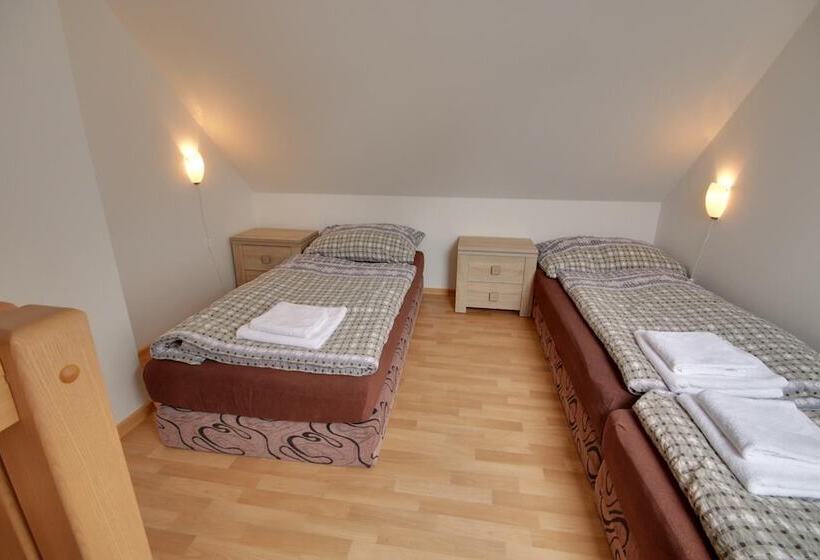 住宿加早餐  Guest House Pod Hájkem