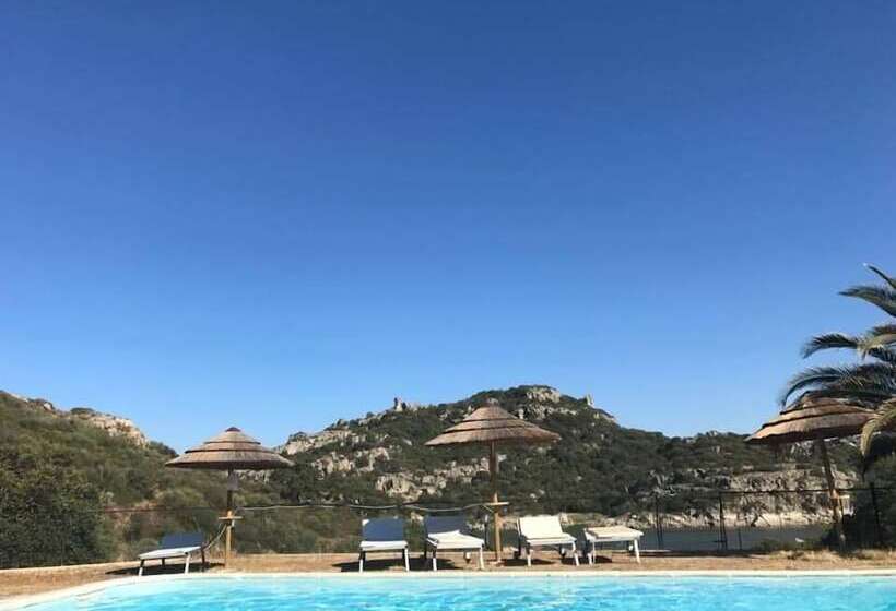Bed and Breakfast Il Nuraghe Del Lago Coghinas
