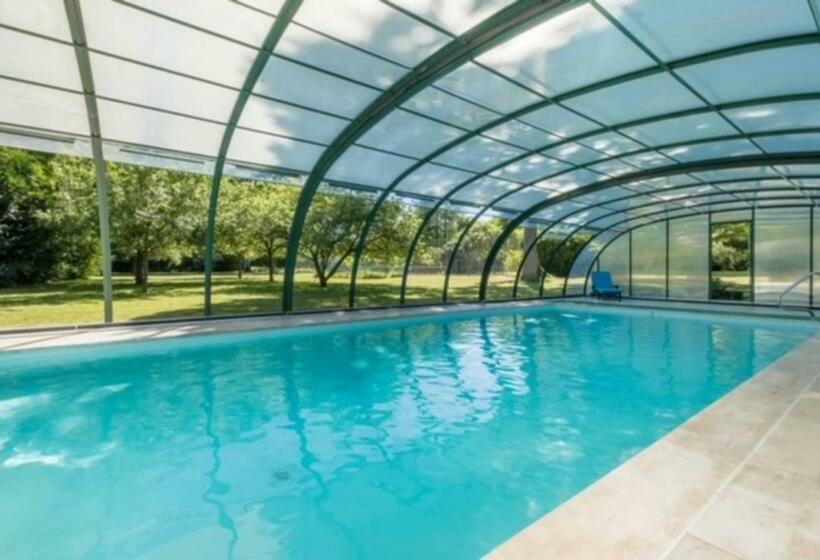 مبيت وإفطار La Clotière