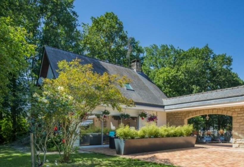 مبيت وإفطار La Clotière