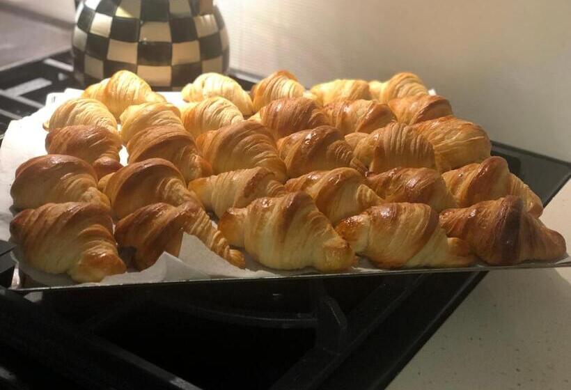 צימר Lavender Manor Bnb