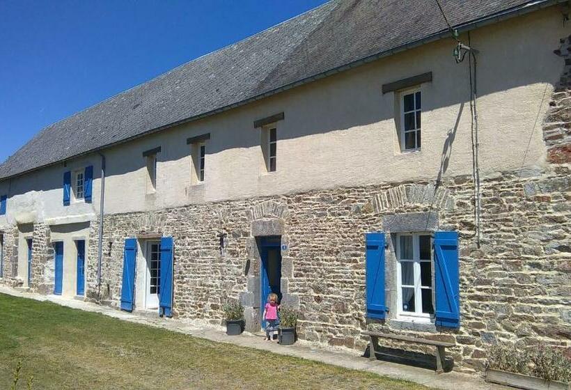 مبيت وإفطار Le Douitel