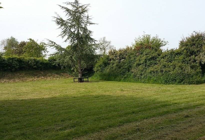 مبيت وإفطار Les Tisserands