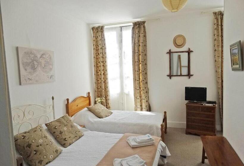 Bed and Breakfast Maison De Fortitude Chambres D Hotes