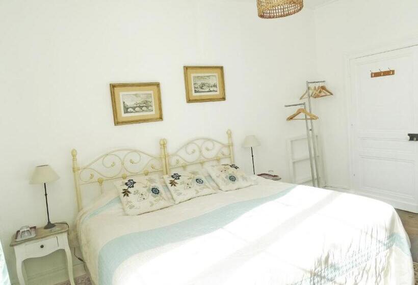 Bed and Breakfast Maison De Fortitude Chambres D Hotes