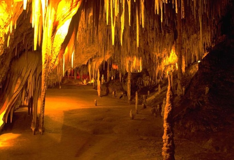 مبيت وإفطار Mountain View Motel