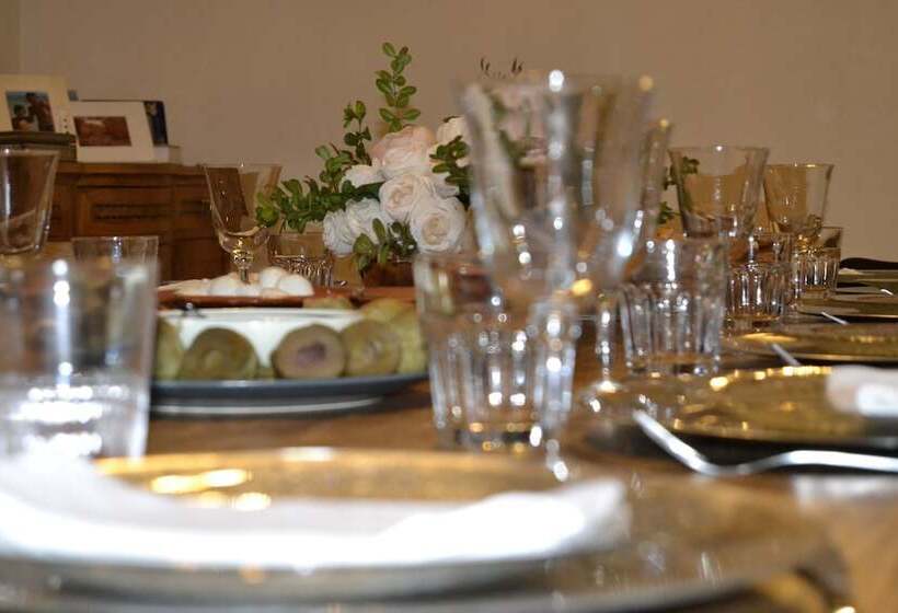 مبيت وإفطار Palazzo L Ambasciatore  Luxury Holiday Home Con Piscina Privata